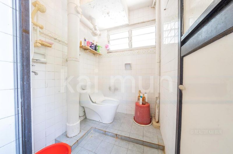 4 Room (4NG) HDB for Sale in  121 Paya Lebar Way - Image 10